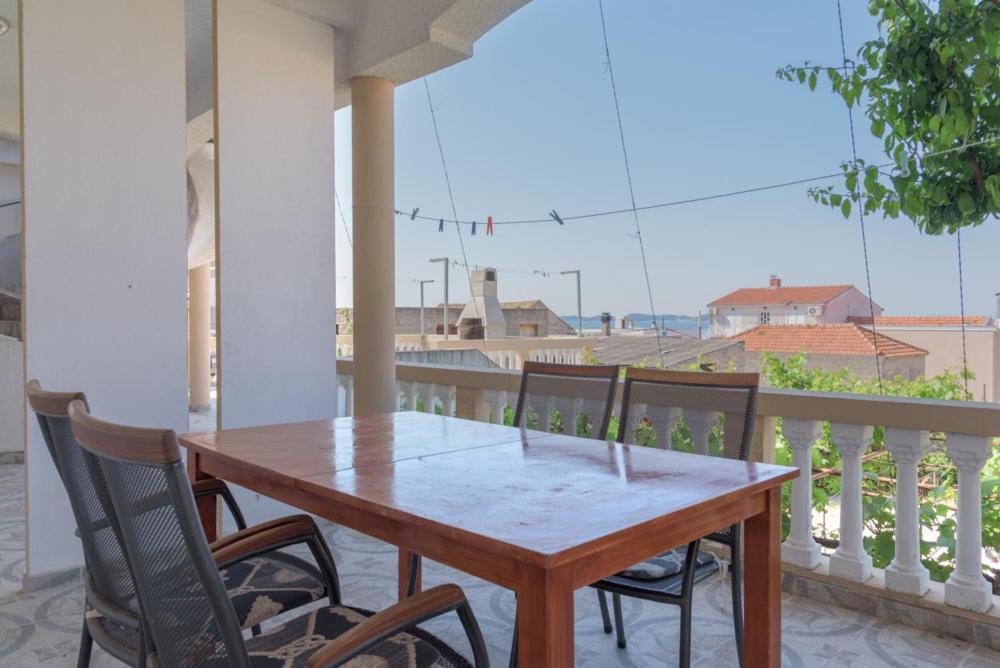 Rasin Apartments Pakoštane Eksteriør billede