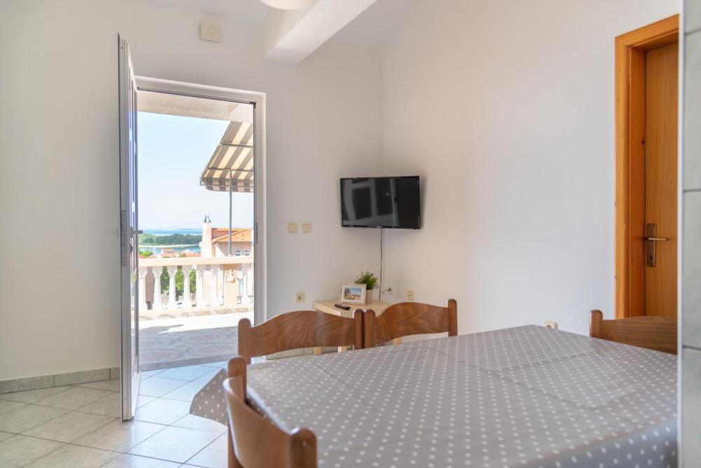 Rasin Apartments Pakoštane Eksteriør billede