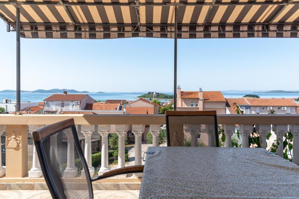 Rasin Apartments Pakoštane Eksteriør billede