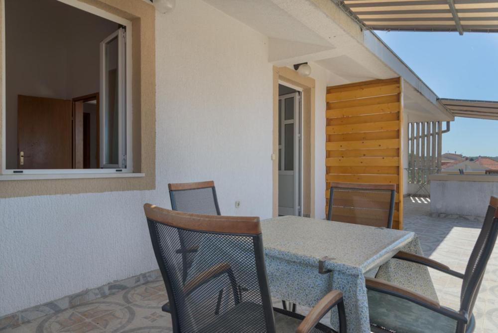 Rasin Apartments Pakoštane Eksteriør billede